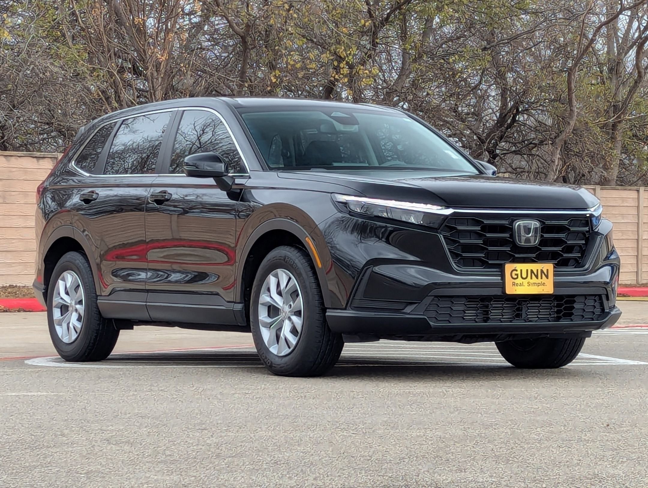 Used 2023 Honda CR-V LX image 2