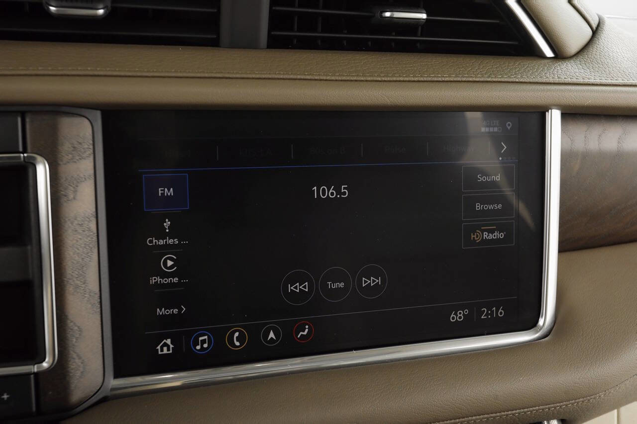 Used 2021 GMC Yukon Denali w/ Denali Premium Package image 29