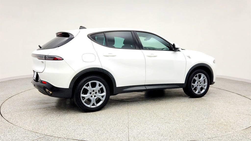 Used 2024 Dodge Hornet R/T image 5