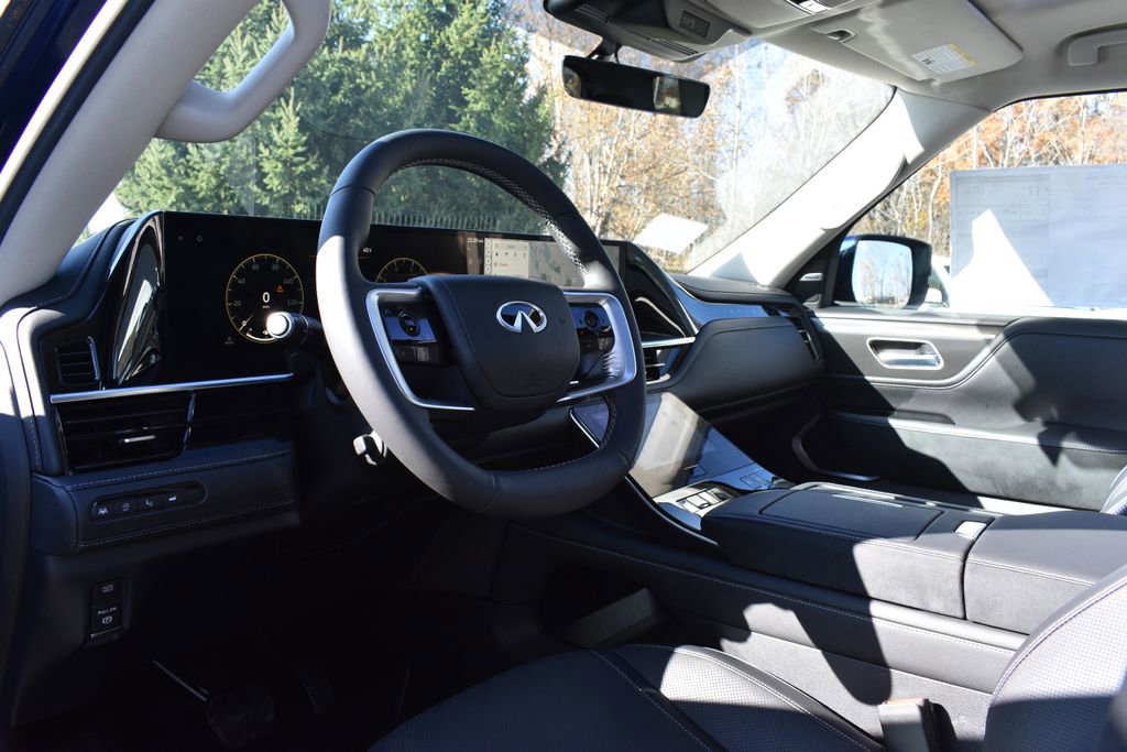 New 2025 INFINITI QX80 Luxe image 11
