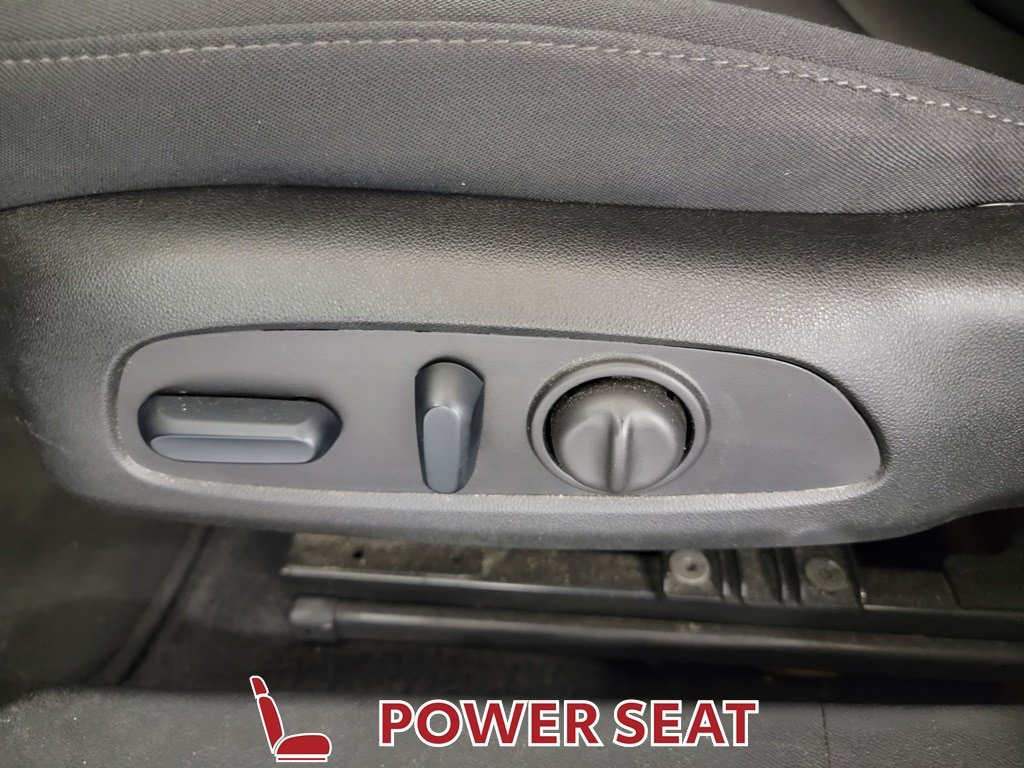 Used 2024 Chevrolet Malibu LT FWD image 15