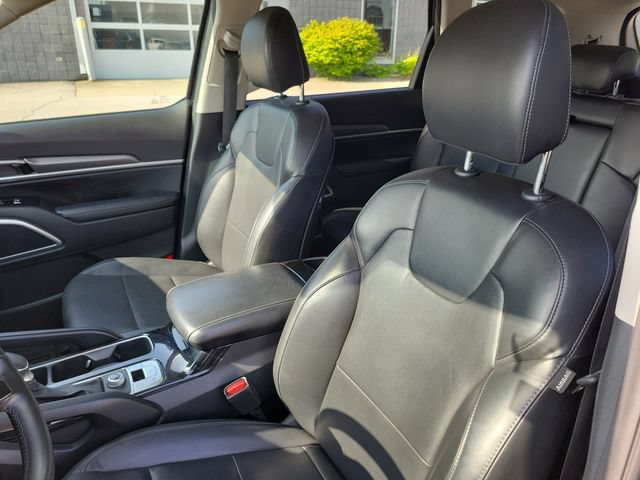 Used 2021 Kia Telluride LX FWD image 6