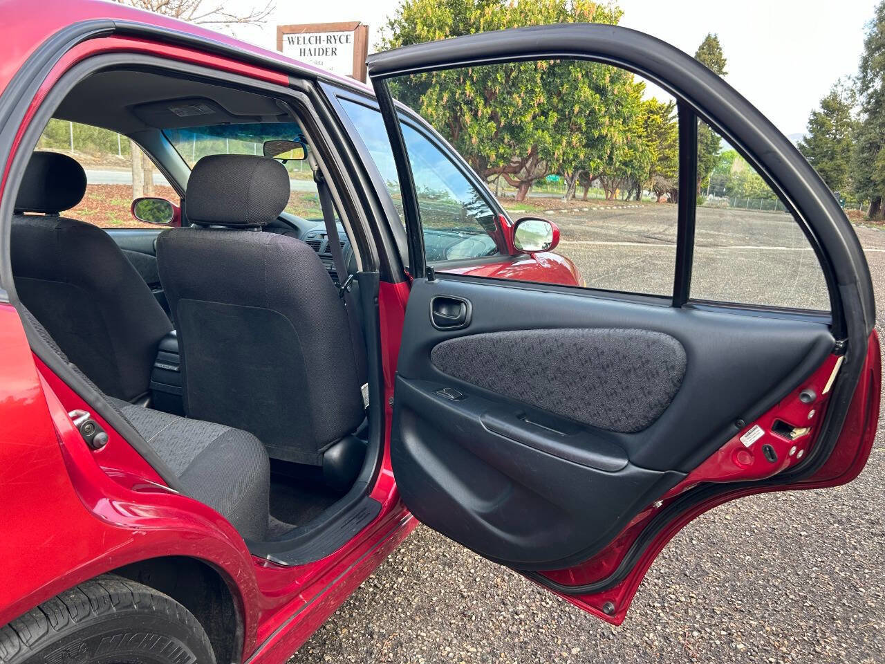 Used 2002 Toyota Corolla S image 32