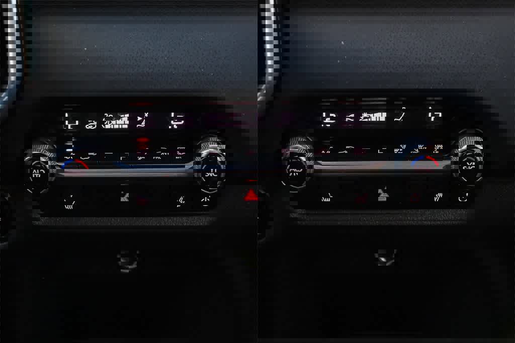 Used 2024 MAZDA CX-50 AWD 2.5 S w/ Preferred Package image 14