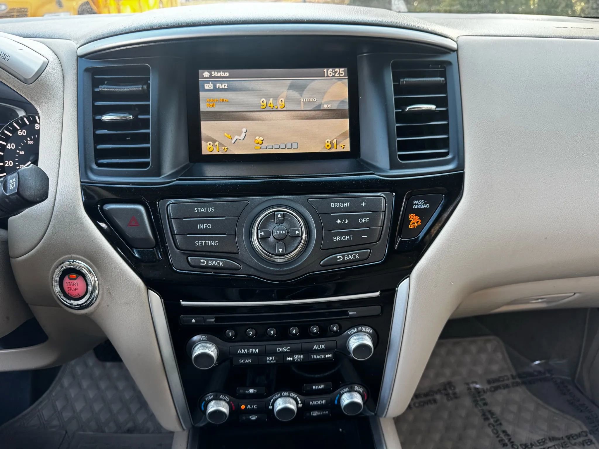 Used 2013 Nissan Pathfinder SV w/ Cargo Pkg image 17