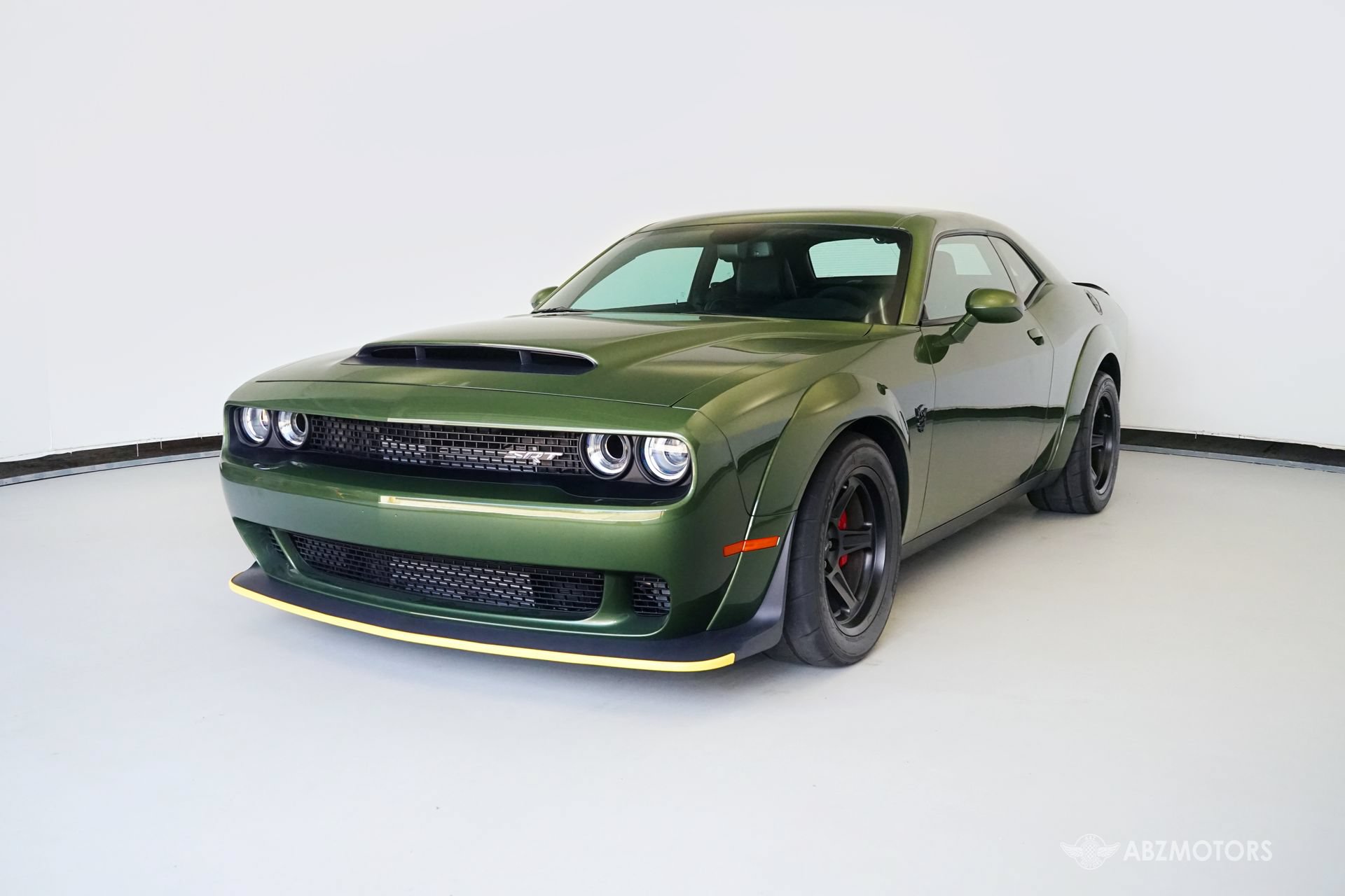 Used 2018 Dodge Challenger SRT Demon RWD image 2
