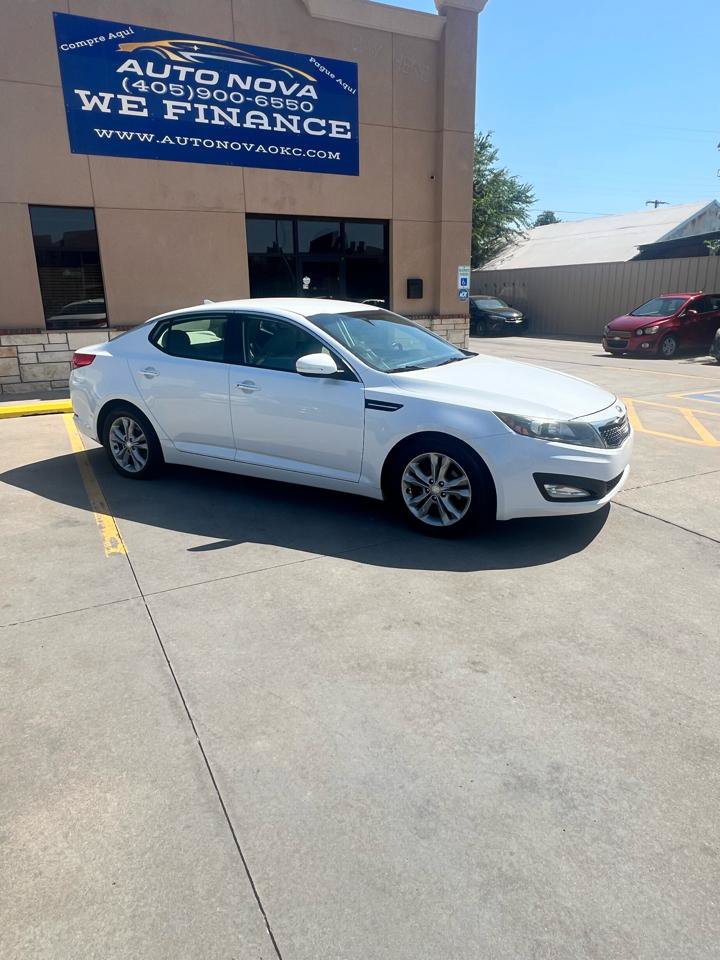 Used 2012 Kia Optima EX FWD image 9