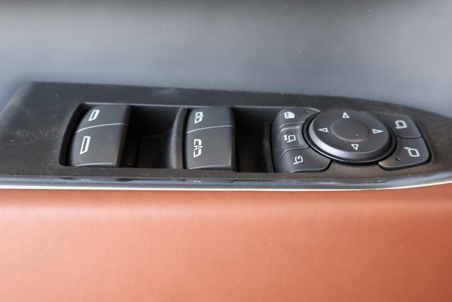 Used 2025 GMC Sierra 3500 Denali Ultimate image 12