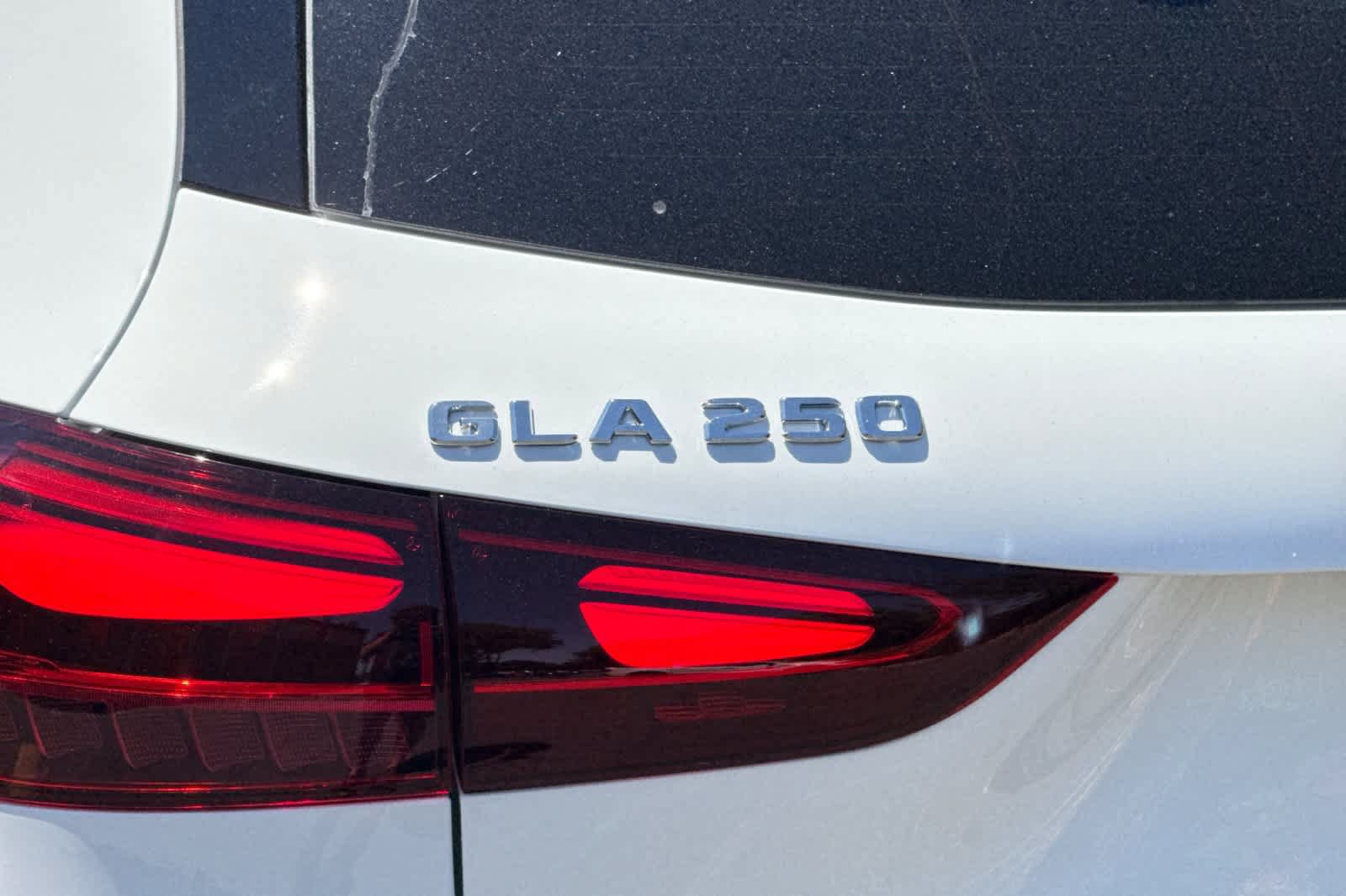 New 2026 Mercedes-Benz GLA 250 4MATIC image 25