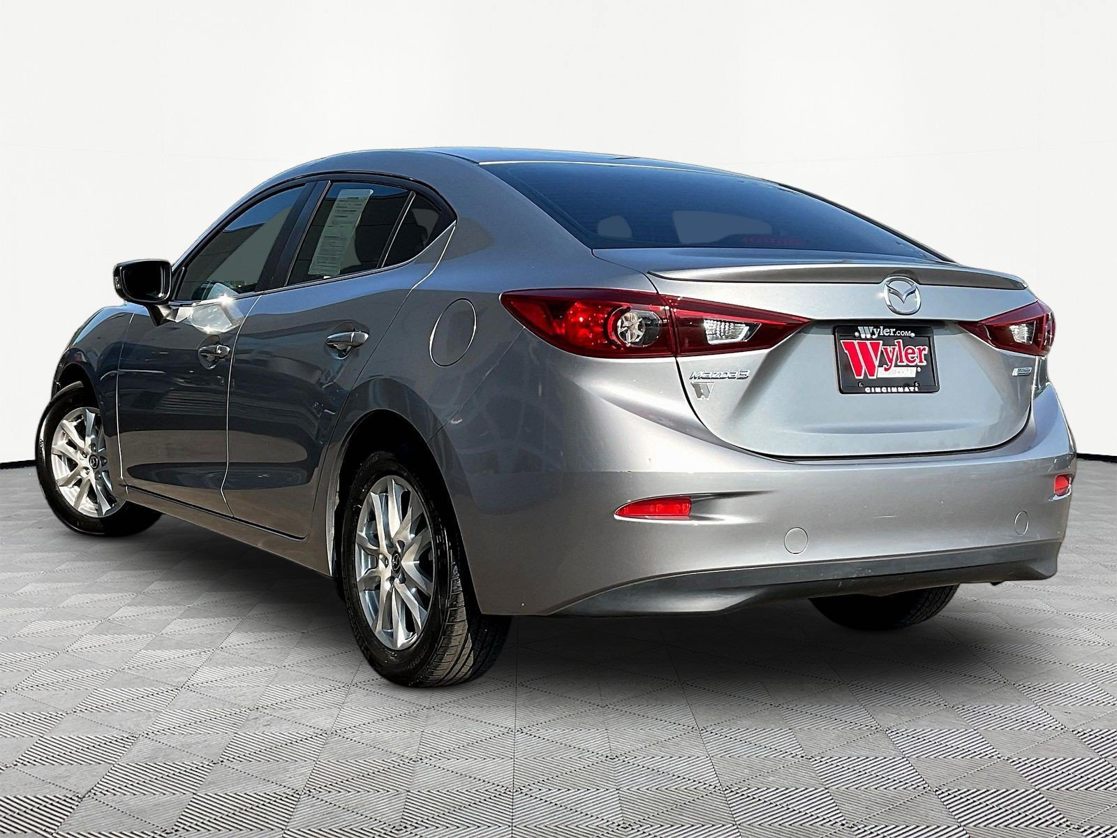 Used 2014 MAZDA MAZDA3 i Touring FWD image 4