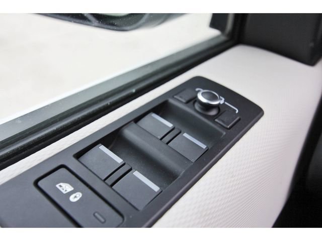 Used 2022 Land Rover Discovery S R-Dynamic image 18