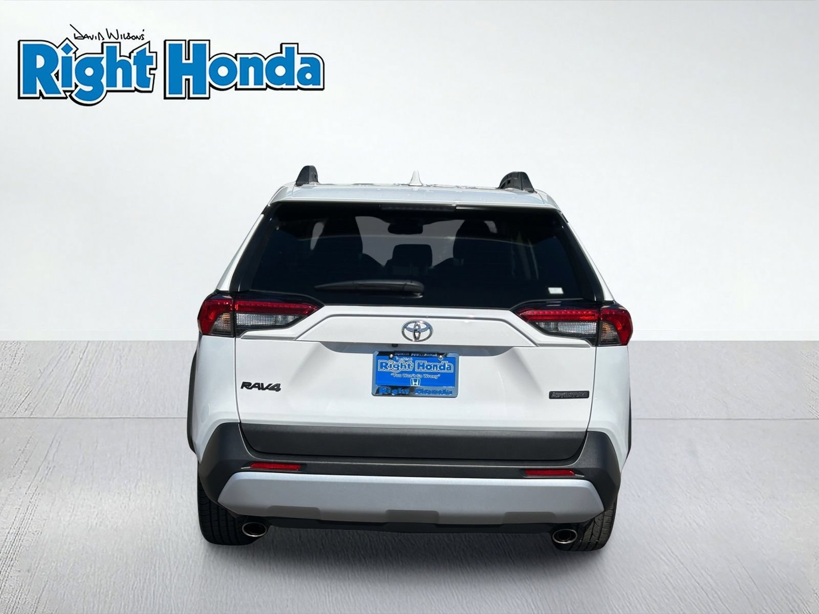 Used 2024 Toyota RAV4 Adventure AWD/4WD image 10