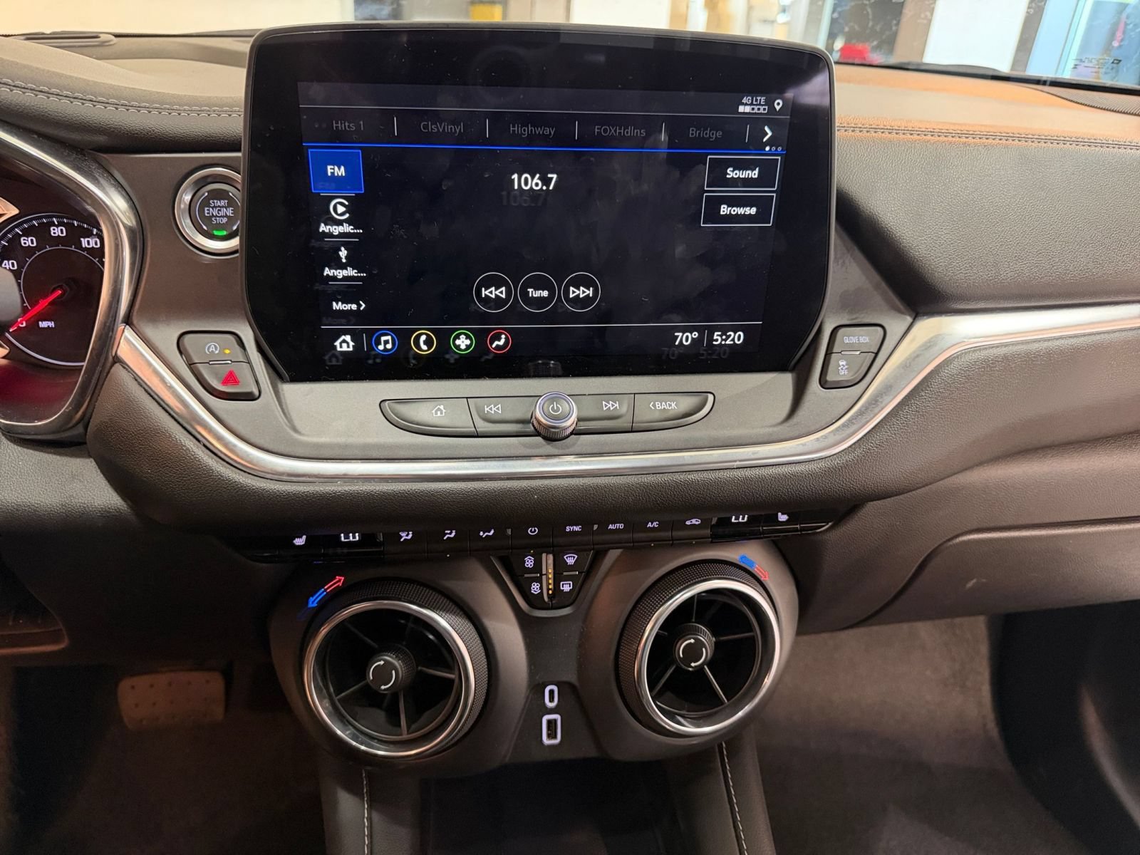Used 2026 Chevrolet Blazer LT FWD image 16