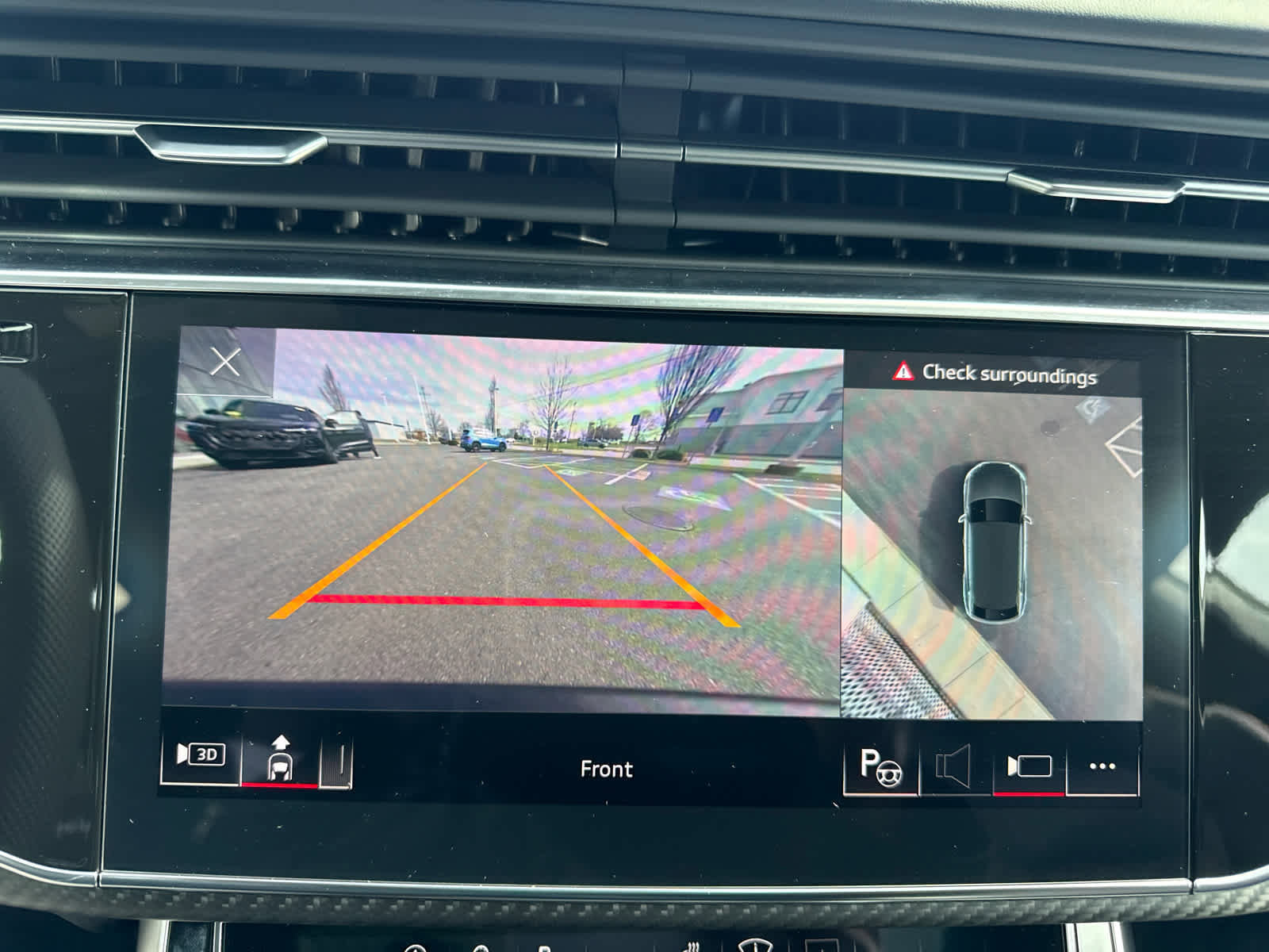 New 2026 Audi SQ8 Prestige image 13