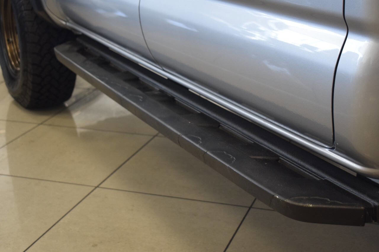 Used 2017 Toyota Tacoma TRD Off-Road image 25