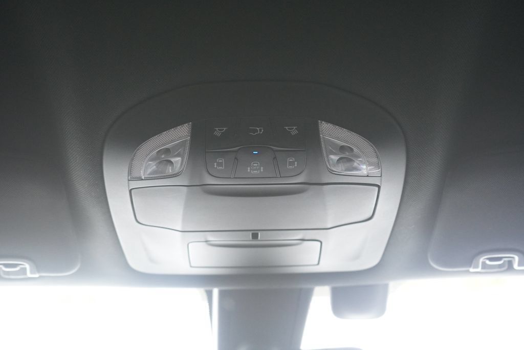 Used 2019 Chrysler Pacifica Touring-L w/ S Appearance Package FWD image 23