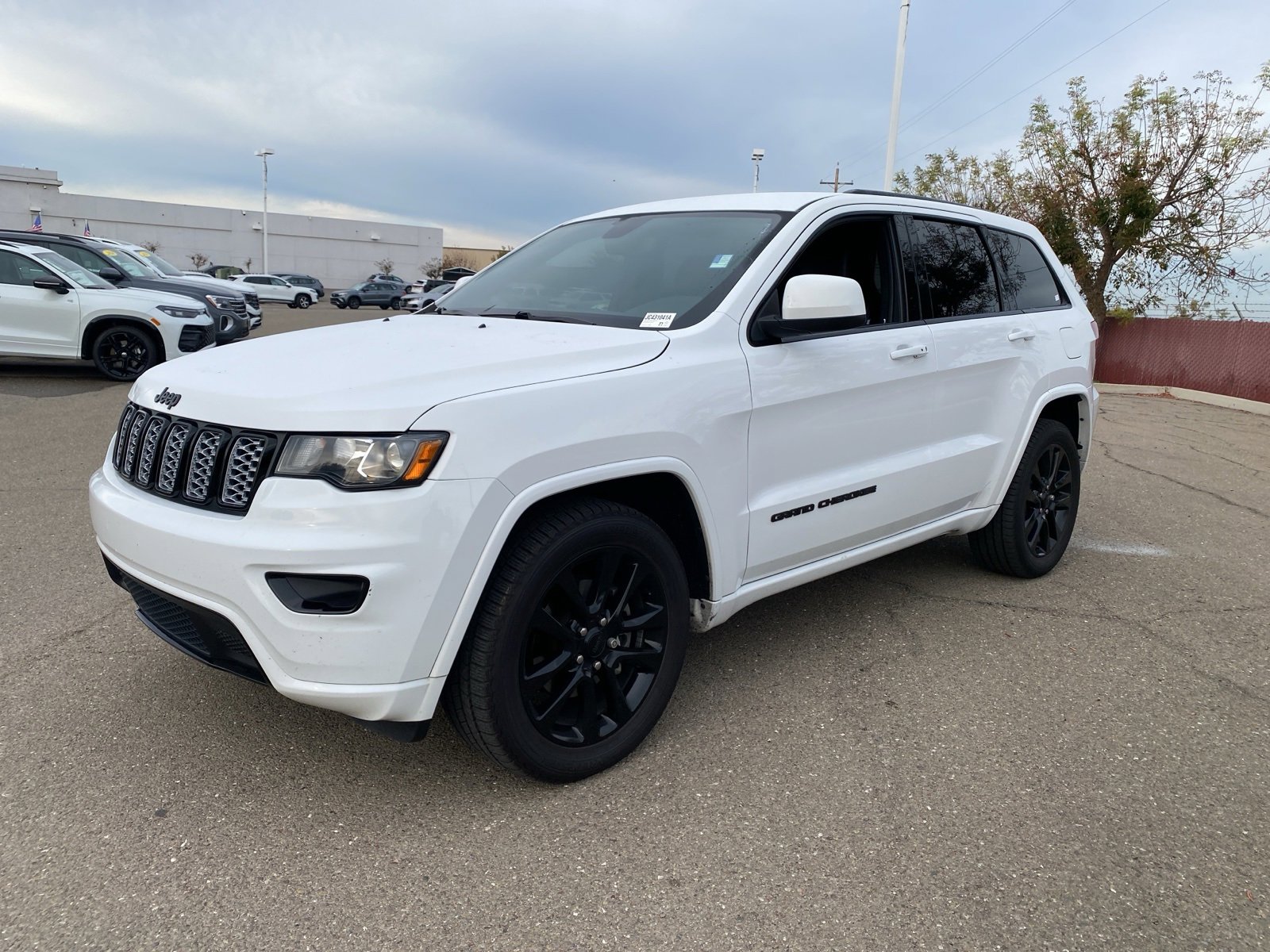 Used 2018 Jeep Grand Cherokee Altitude