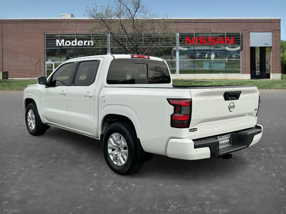Used 2023 Nissan Frontier SV w/ SV Convenience Package image 2