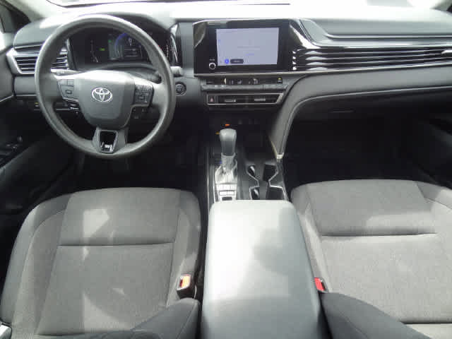 Used 2025 Toyota Camry LE FWD image 10