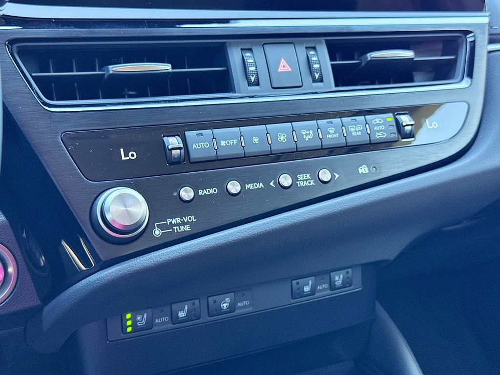 New 2025 Lexus ES 350 image 33