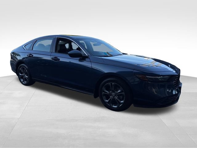 Used 2023 Honda Accord EX image 7