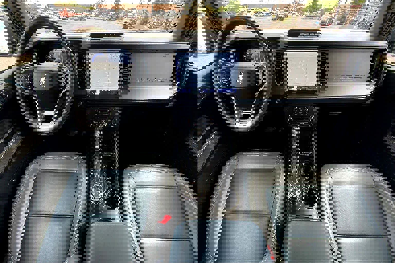 Used 2022 Ford Bronco Outer Banks AWD/4WD image 15