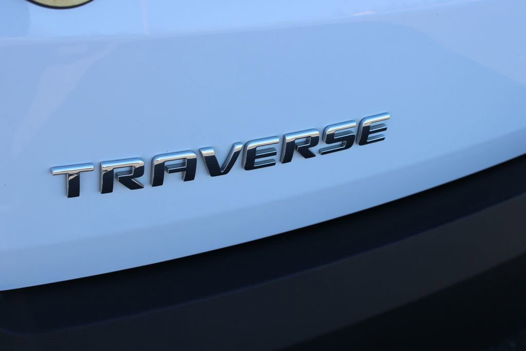 Used 2023 Chevrolet Traverse LT image 14