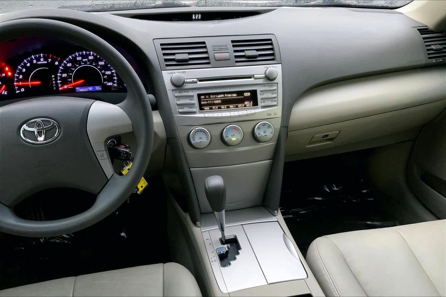 Used 2011 Toyota Camry LE w/ LE Extra-Value Pkg FWD image 6