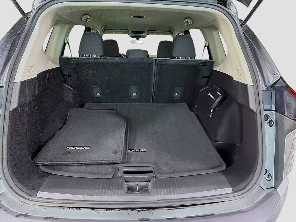 Used 2022 Nissan Rogue SV FWD image 29