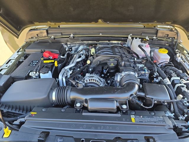 Used 2025 Jeep Wrangler Sport image 41