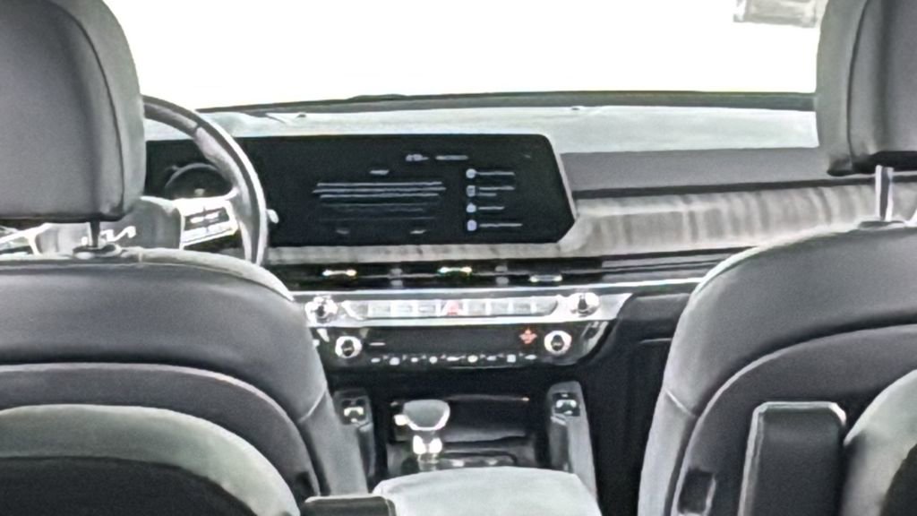 Used 2023 Kia Telluride SX image 18