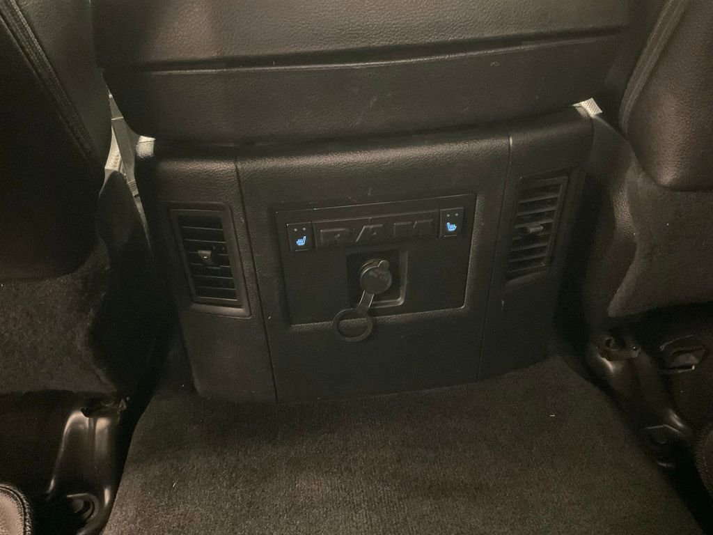 Used 2016 RAM 1500 Laramie w/ Convenience Group image 31