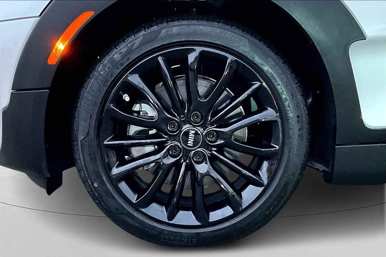 Used 2024 MINI Cooper Clubman S image 34