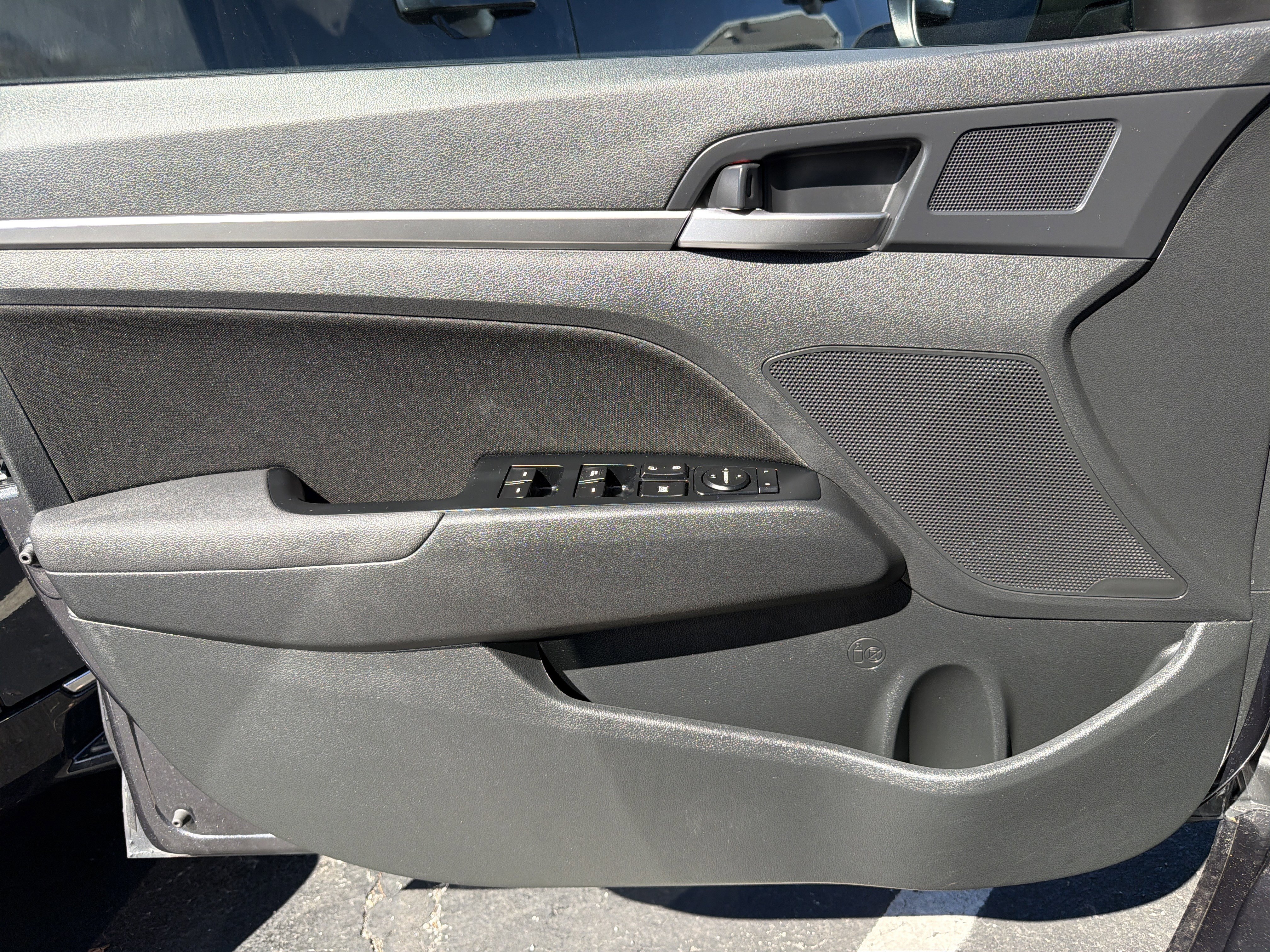 Used 2020 Hyundai Elantra Value Edition w/ Cargo Package (C1) image 26