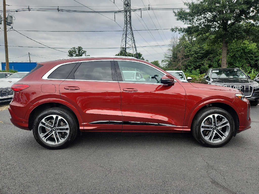 Certified 2025 Audi Q5 Premium w/ Premium Plus AWD/4WD image 13