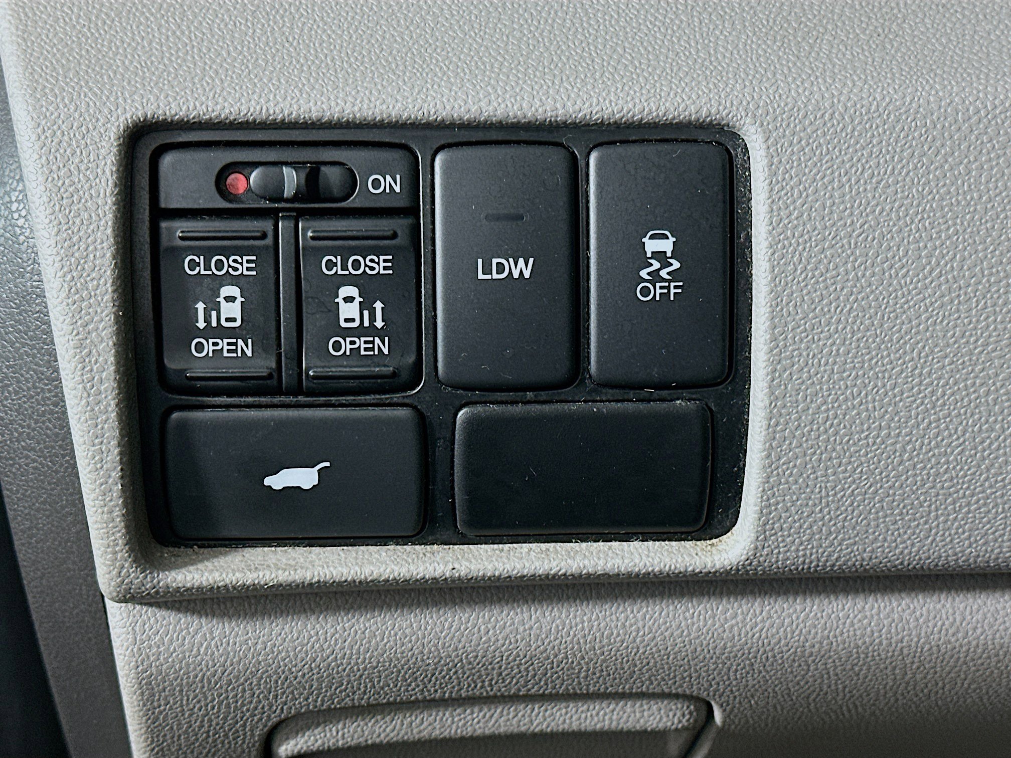 Used 2014 Honda Odyssey EX-L image 16