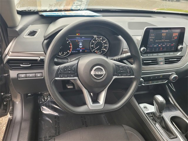 Used 2023 Nissan Altima 2.5 SV image 30