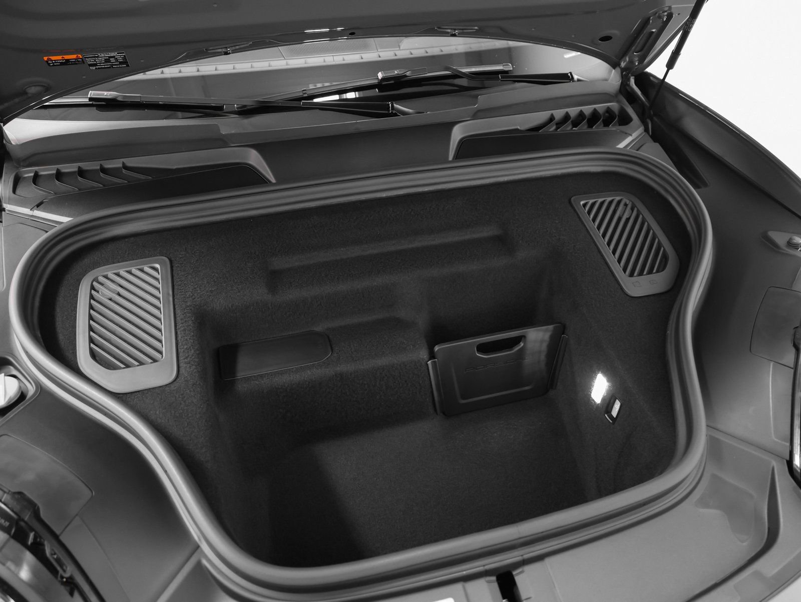 New 2025 Porsche Macan 4S Electric image 19