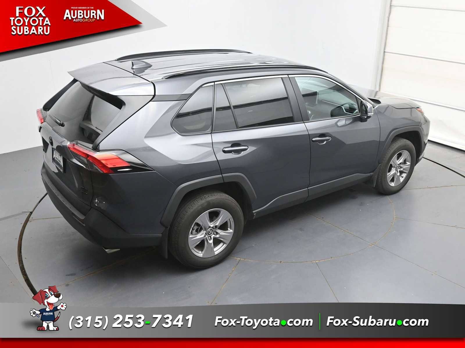 Used 2023 Toyota RAV4 XLE AWD/4WD image 31
