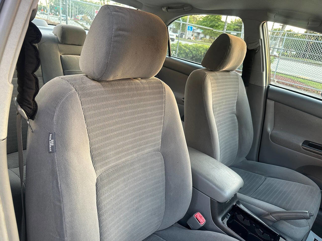 Used 2005 Toyota Camry LE FWD image 15