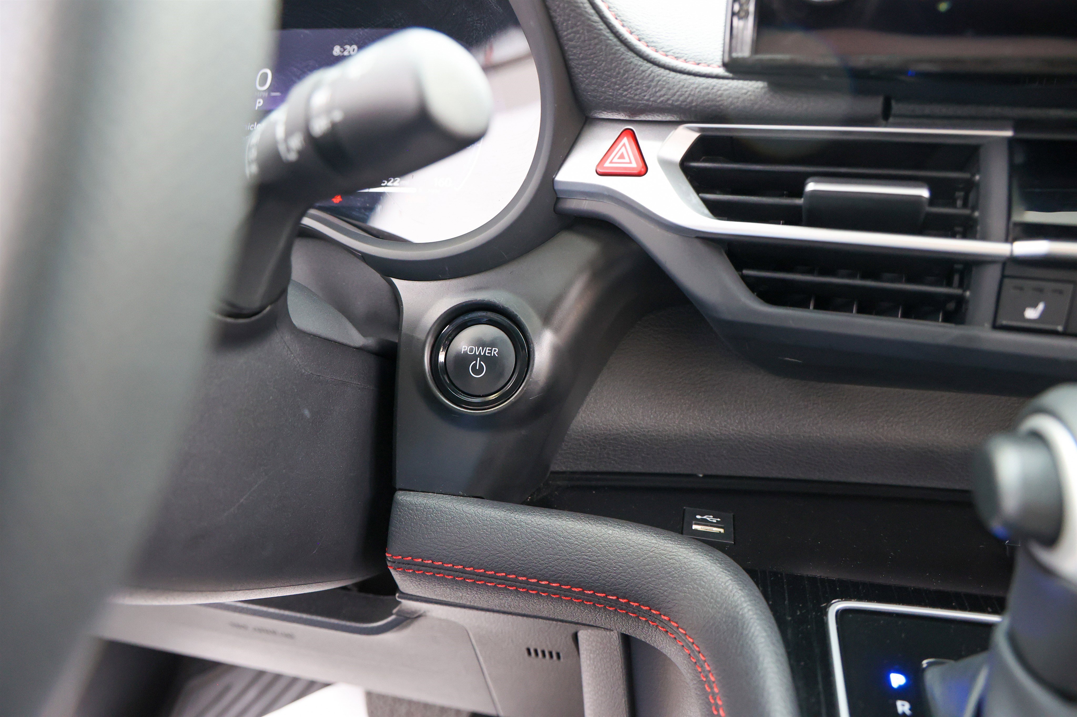 Used 2025 Toyota Sienna XSE w/ XSE Plus Package FWD image 20