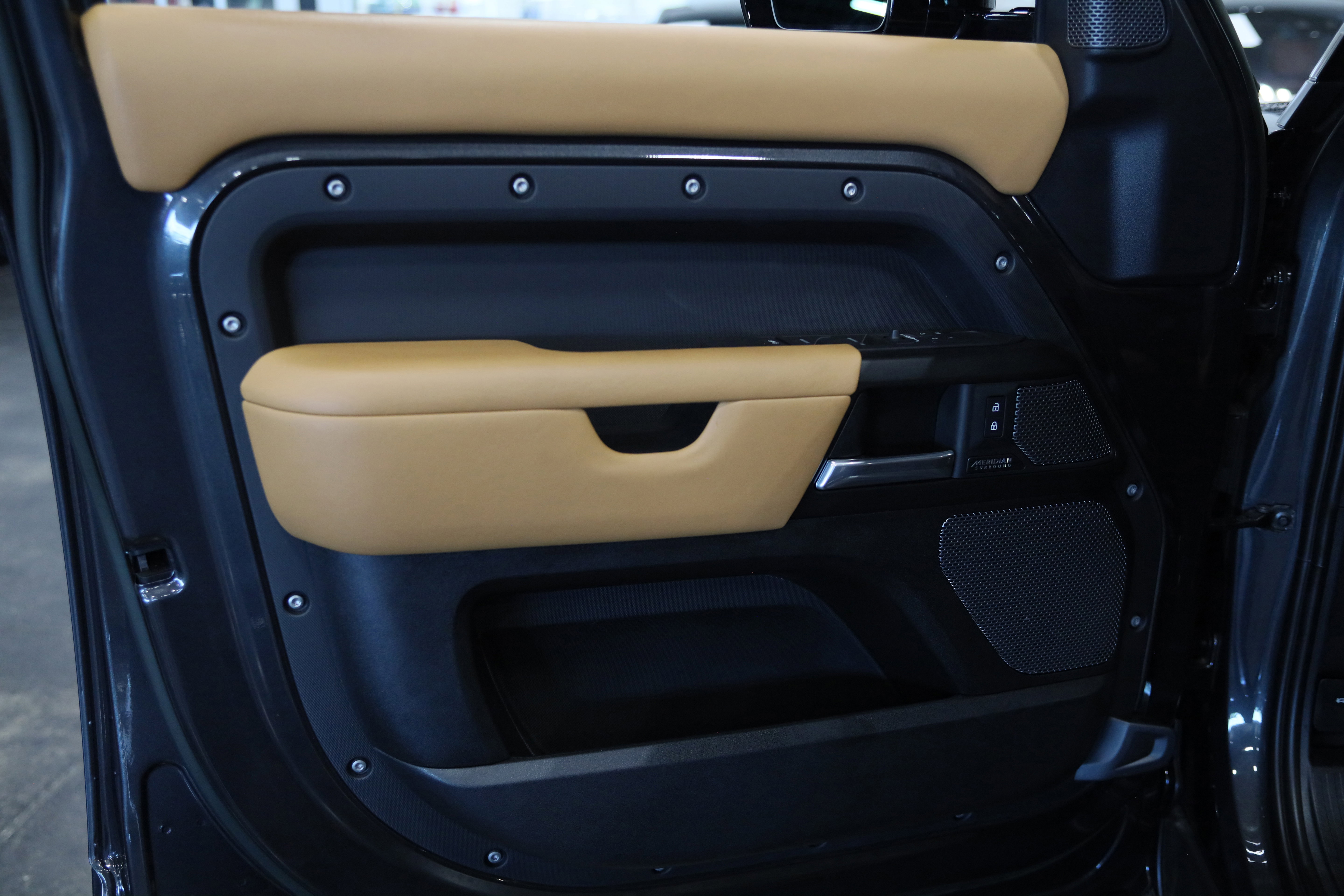 Used 2023 Land Rover Defender 110 Carpathian Edition AWD/4WD image 14