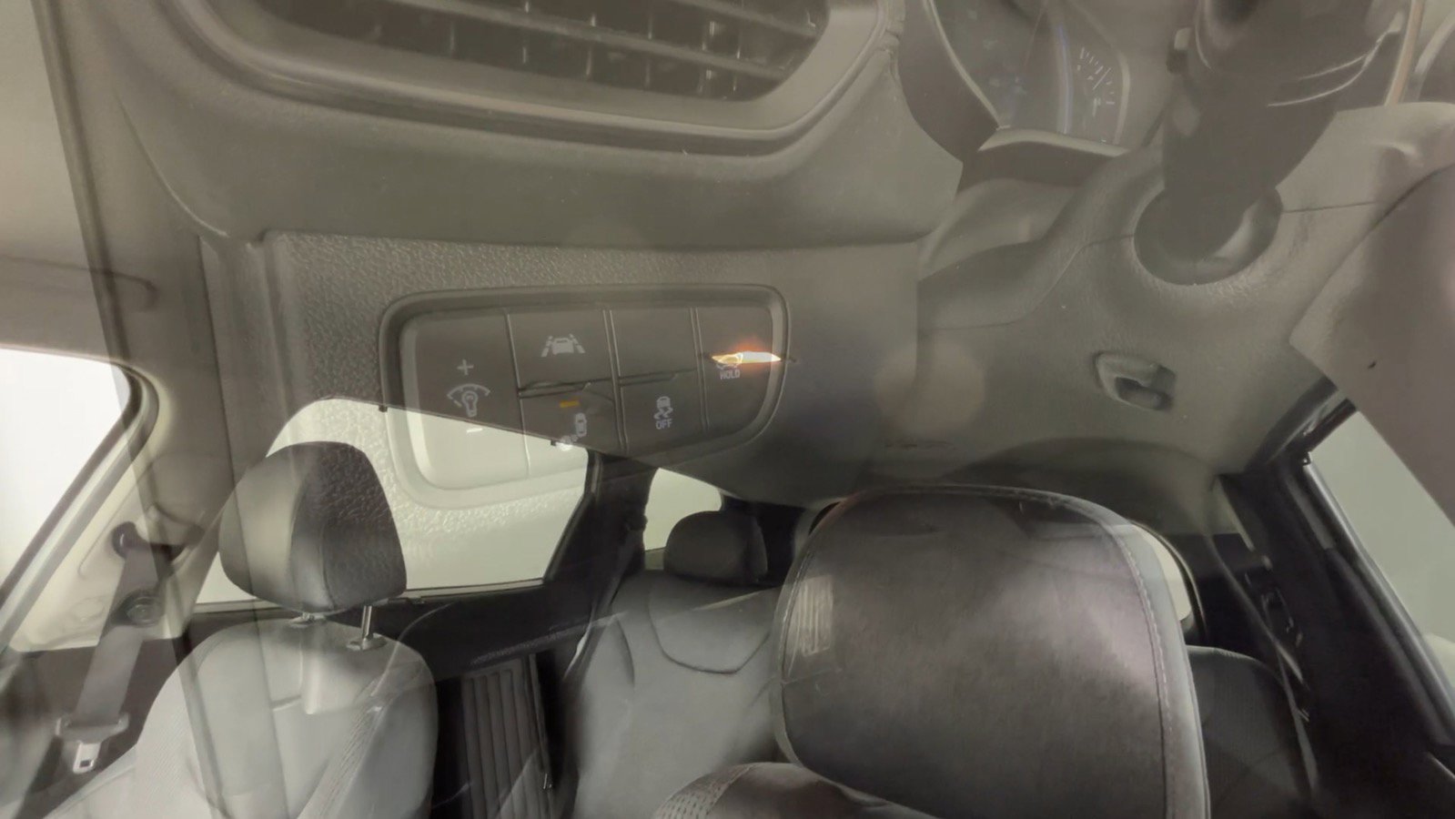 Used 2019 Hyundai Santa Fe SEL FWD image 22