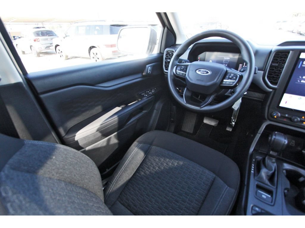 Used 2024 Ford Ranger XL w/ Trailer Tow Package RWD image 11
