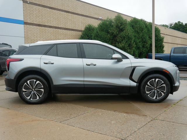 New 2025 Chevrolet Blazer EV LT AWD/4WD image 8