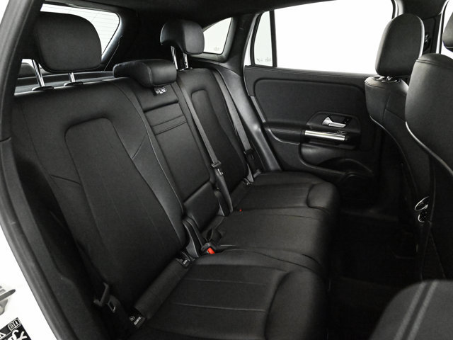 Used 2022 Mercedes-Benz GLA 250 4MATIC image 22