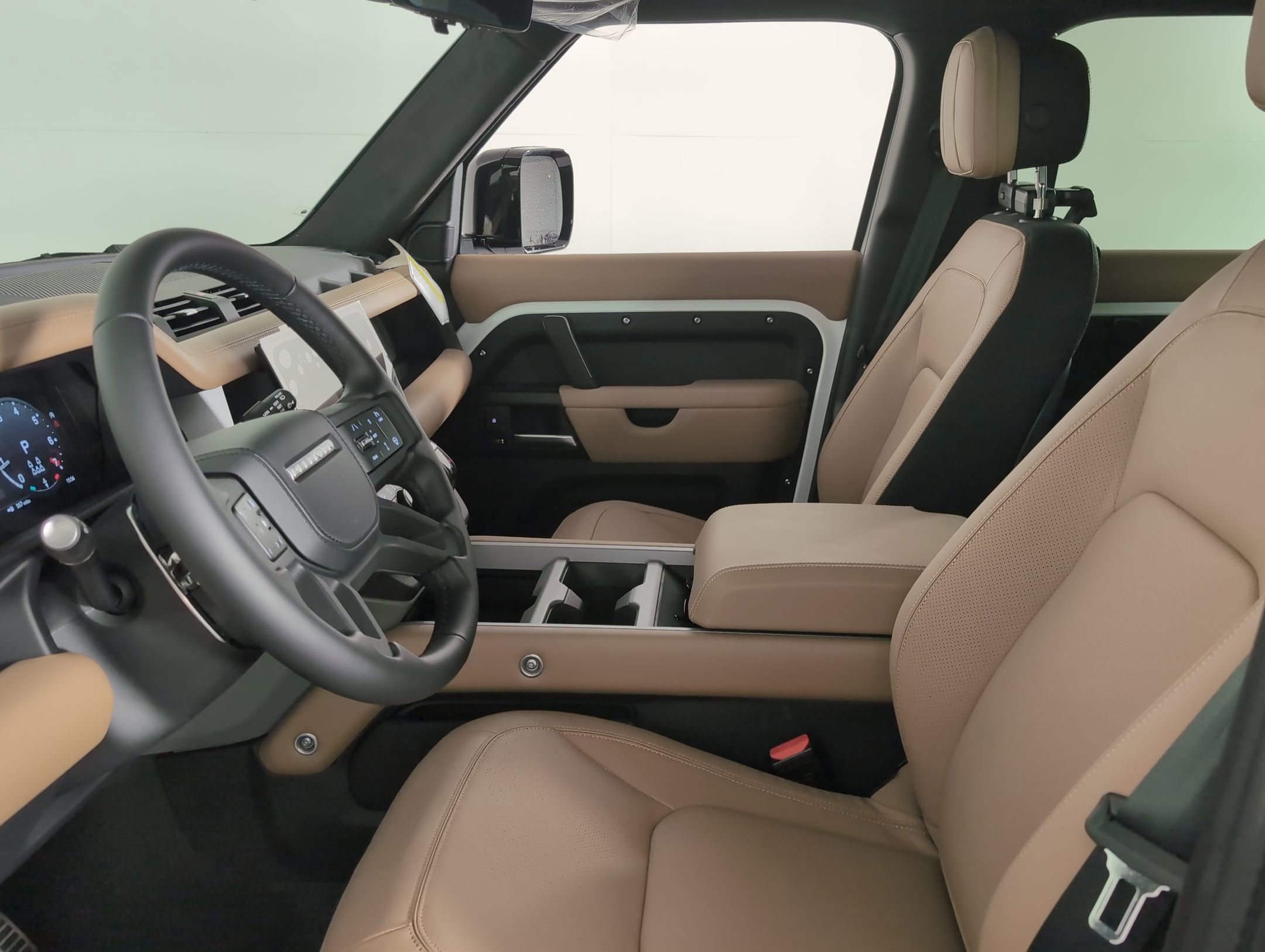 New 2026 Land Rover Defender 130 V8 image 4