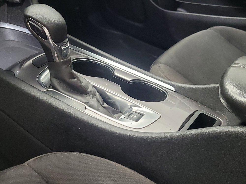 Used 2022 Chevrolet Malibu LT FWD image 26