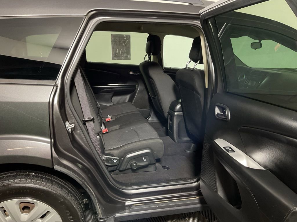 Used 2017 Dodge Journey SE FWD image 26