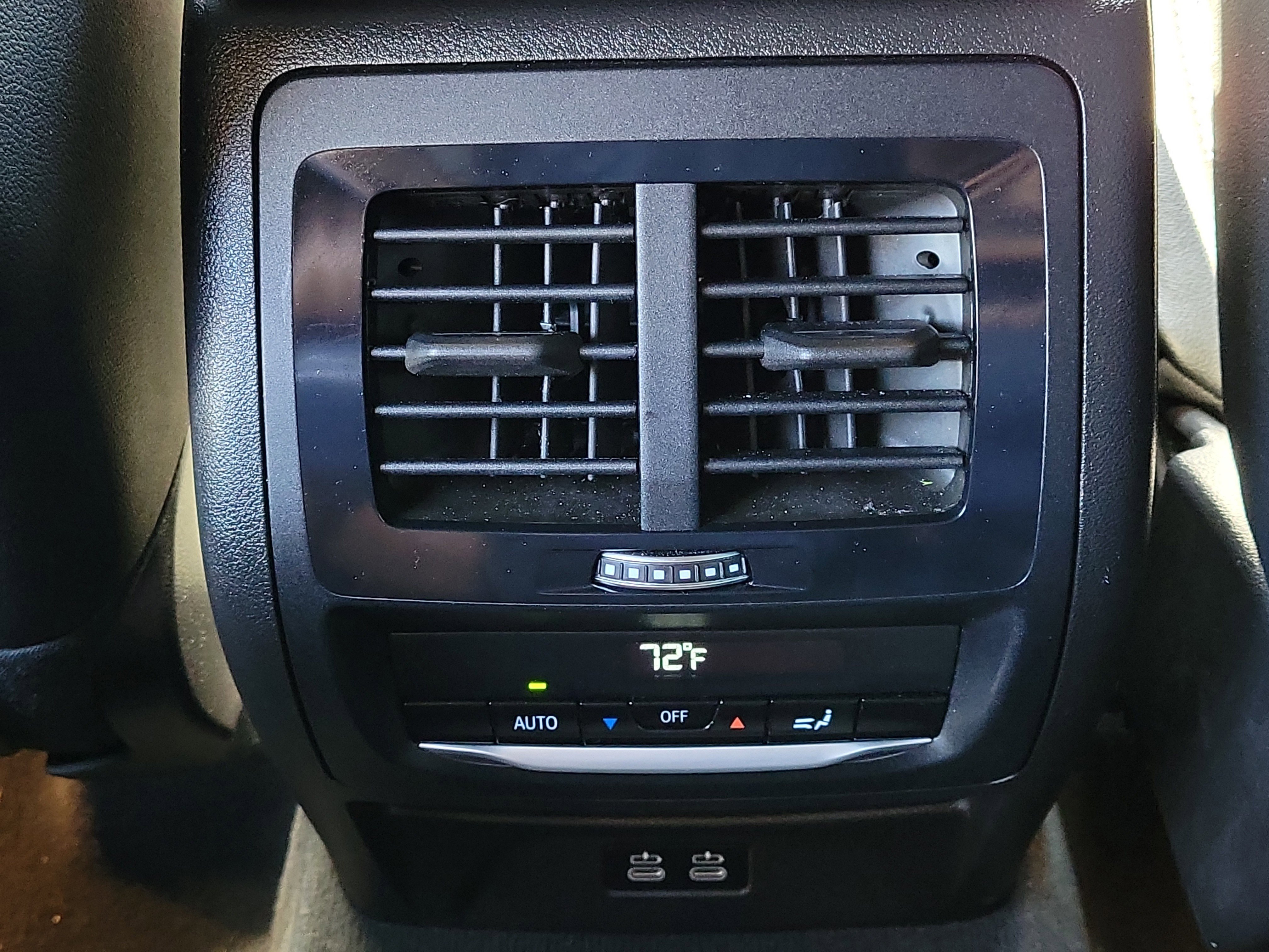 Used 2022 BMW X3 M40i image 11